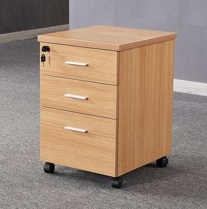 Cabinets : 3 Drawer Mobile Pedestal Cabinet image 7