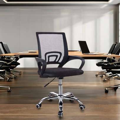 Adjustable Swivel Clerical Office Chair image 2