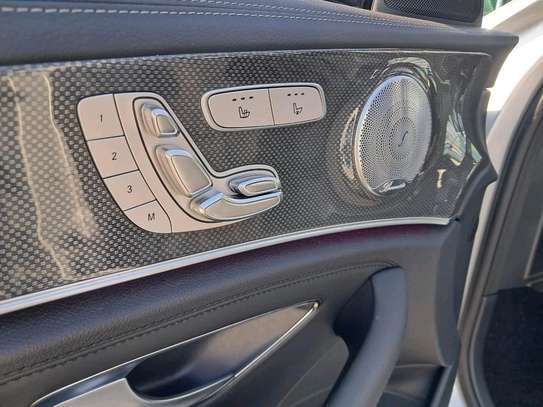 Mercedes  Benz E53 image 6