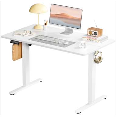 Standing Desk: 1.4m Adjustable Office Desk In Keroka image 9