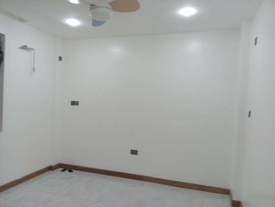 3 Bed Apartment with En Suite at Bombolulu image 7