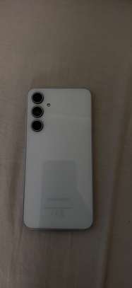 Samsung Galaxy A35 5G — 256GB, 8GB RAM, Clean image 3