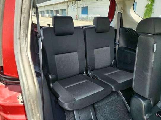 Toyota sienta seven seater on sale in Kenya image 10