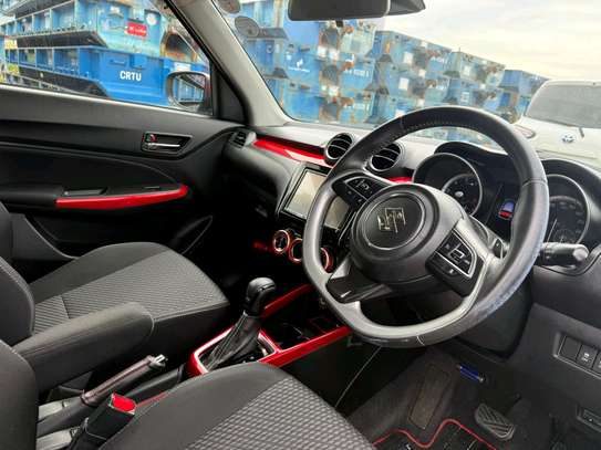 Suzuki Swift RS hybrid 2019 image 5