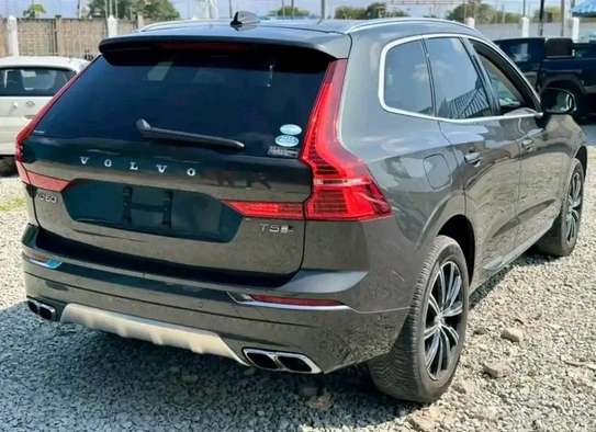 Volvo XC60 image 3
