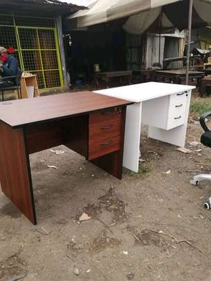 High end finish office working desks image 4
