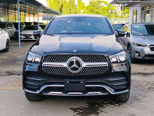 Mercedes Benz GLE 400d image 2