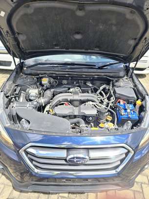 subara outback with sunroof on offer image 9