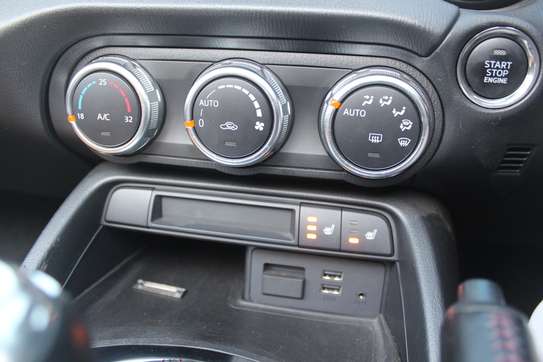 Mazda Roadster Skyactiv Convertible 2018 70,000 Kms image 8
