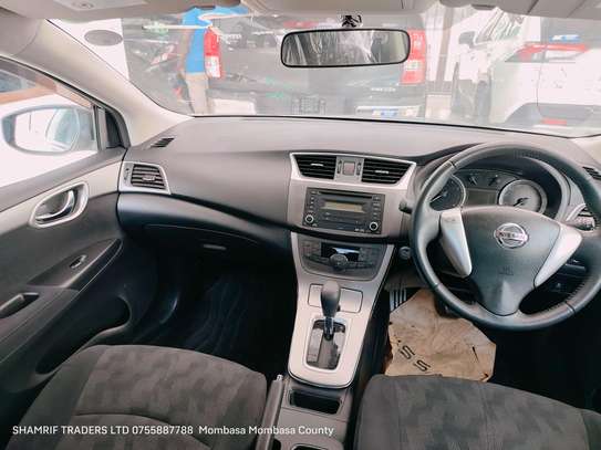 Nissan sylphy Silver 2018 S-Touring image 6