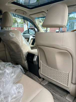 TOYOTA LANDCRUISER PRADO TX.L 2020MODEL SUNROOF PETROL image 2