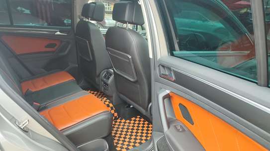 2019 VOLKSWAGEN TIGUAN 2.0TDI 4MOTION 36,000 KMS image 4