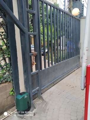 Automatic Gates & Sliding Gates Installer in Kenya image 7
