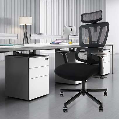 Swivel Ergonomic High Back Chair image 3