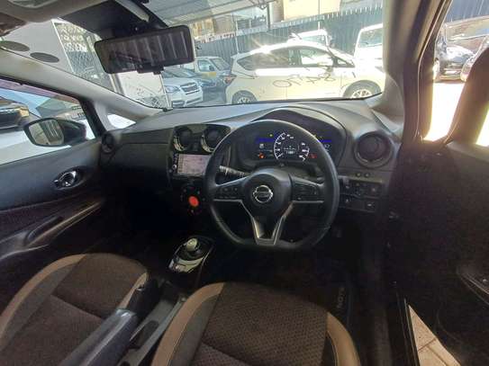 Nissan note medalist image 4