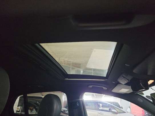 Mercedes GLC220D sunroof selling in Mombasa image 4