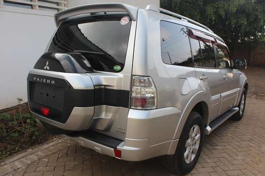 Mitsubishi Pajero DiD Exceed Rockford 2019 112,000 Kms image 3