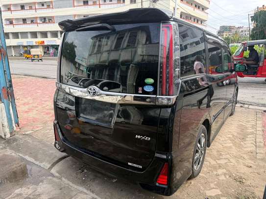 Toyota Noah black wxb 2019 2WD image 11