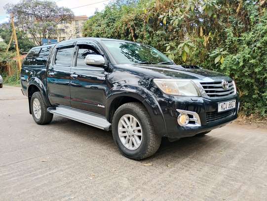 TOYOTA HILUX DOUBLE CAB AUTOMATIC 2011 MODEL image 13