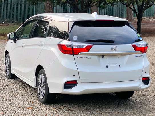Honda fit shuttle hybrid white color fully loaded 2019 model image 10