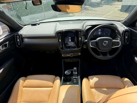 VOLVO XC40 ,2019,(WE ACCEPT HIRE PURCHASE,DEPOSIT 2M) image 13