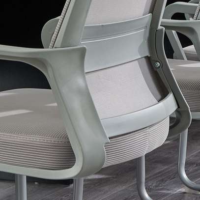 Office Chairs: Cantilever Boardroom Chair image 8