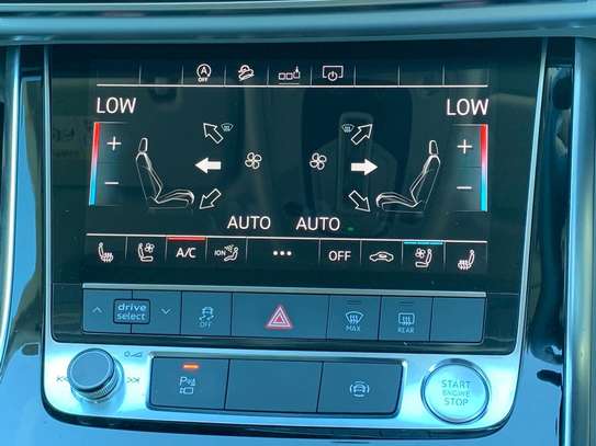 Audi Q8 Alloys, Leather, Sunroof 2019, 40,000 Kms image 11