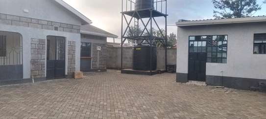 Modern 3-Bedroom Home 50x100 Plot Nakuru image 5