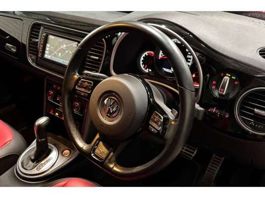2019 VOLKSWAGEN BEETLE R-LINE MEISTER image 4