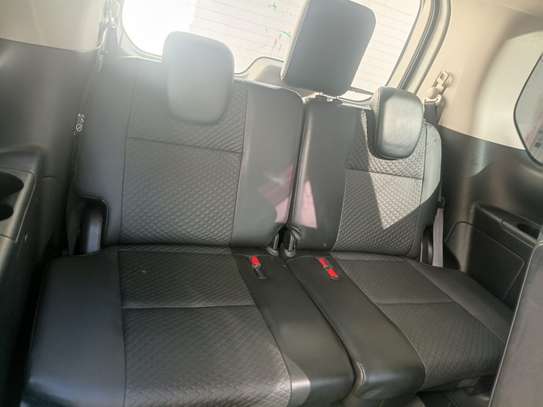 Nissan Serena empower image 13