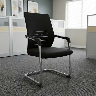 Executive Mesh Visitors Chair image 3