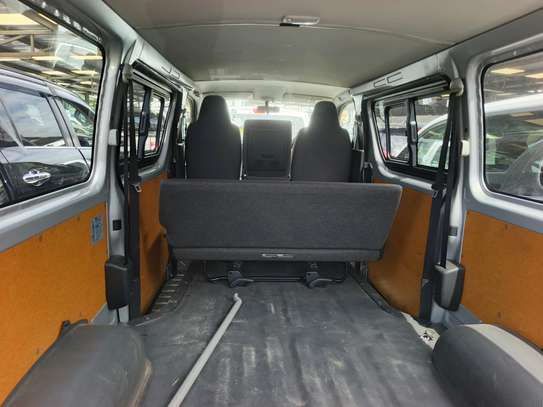Toyota Hiace petrol 2018 image 12