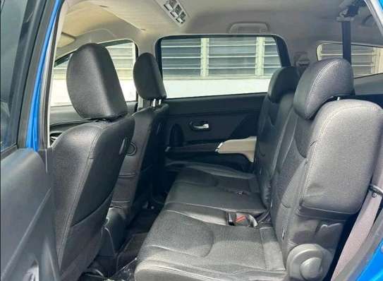 Toyota Rush blue color 2018 model fully loaded image 3