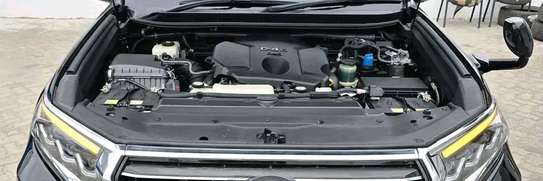 TOYOTA LANDCRUISER PRADO TX.L 2019MODEL SUNROOF DIESEL image 4