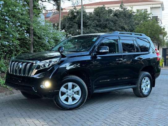 Toyota Land cruiser prado TX black  fully loaded 2018 image 7