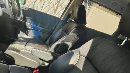 Honda Odyssey white 2018 Sport image 4