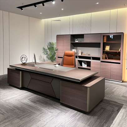 2.4 Meters Executive L-shaped Desk image 2