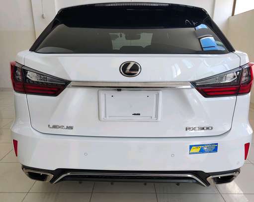 LEXUS RX300 image 9