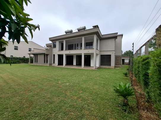 6 Bed Villa with En Suite in Lavington image 3