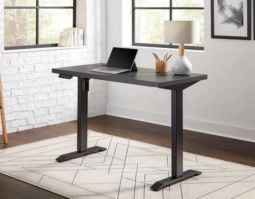 Standing Desk; 1.4M Standing Electric Desk image 9
