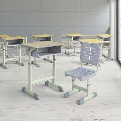Kids furniture: Height Adjustable Table & Chair image 2