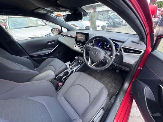 Toyota Corolla sport hybrid 2019 image 2