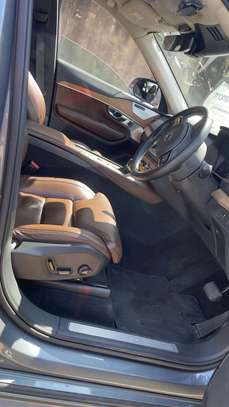 Volvo XC90 2018model 7 seater image 5