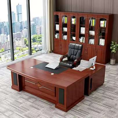 1600 mm Executive Mahogany Desk image 4