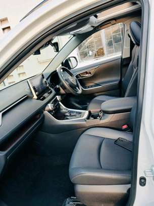 TOYOTA RAV4 G Z PACKAGE 2020MODEL SUNROOF image 5
