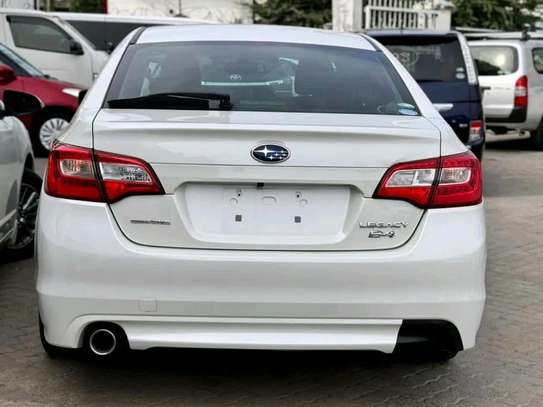 Subaru legacy B4 2018 white image 8