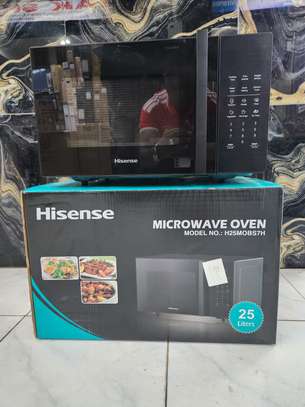 Hisense H25MOB57H Microwave Oven 25L Black image 2