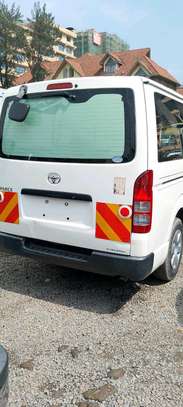 Toyota Hiace Van White Reliable Spacious image 6