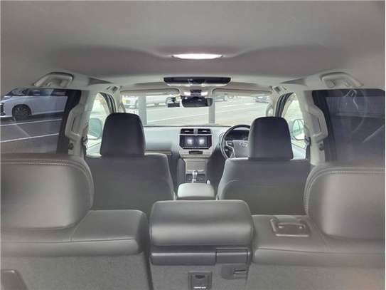 2020 TOYOTA LAND CRUISER PRADO TX L Package image 5