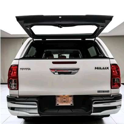 TOYOTA HILUX DOUBLE CAB 2019MODEL image 4